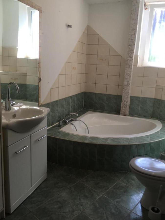 Wohnung In Kaiserslautern Exteriér fotografie